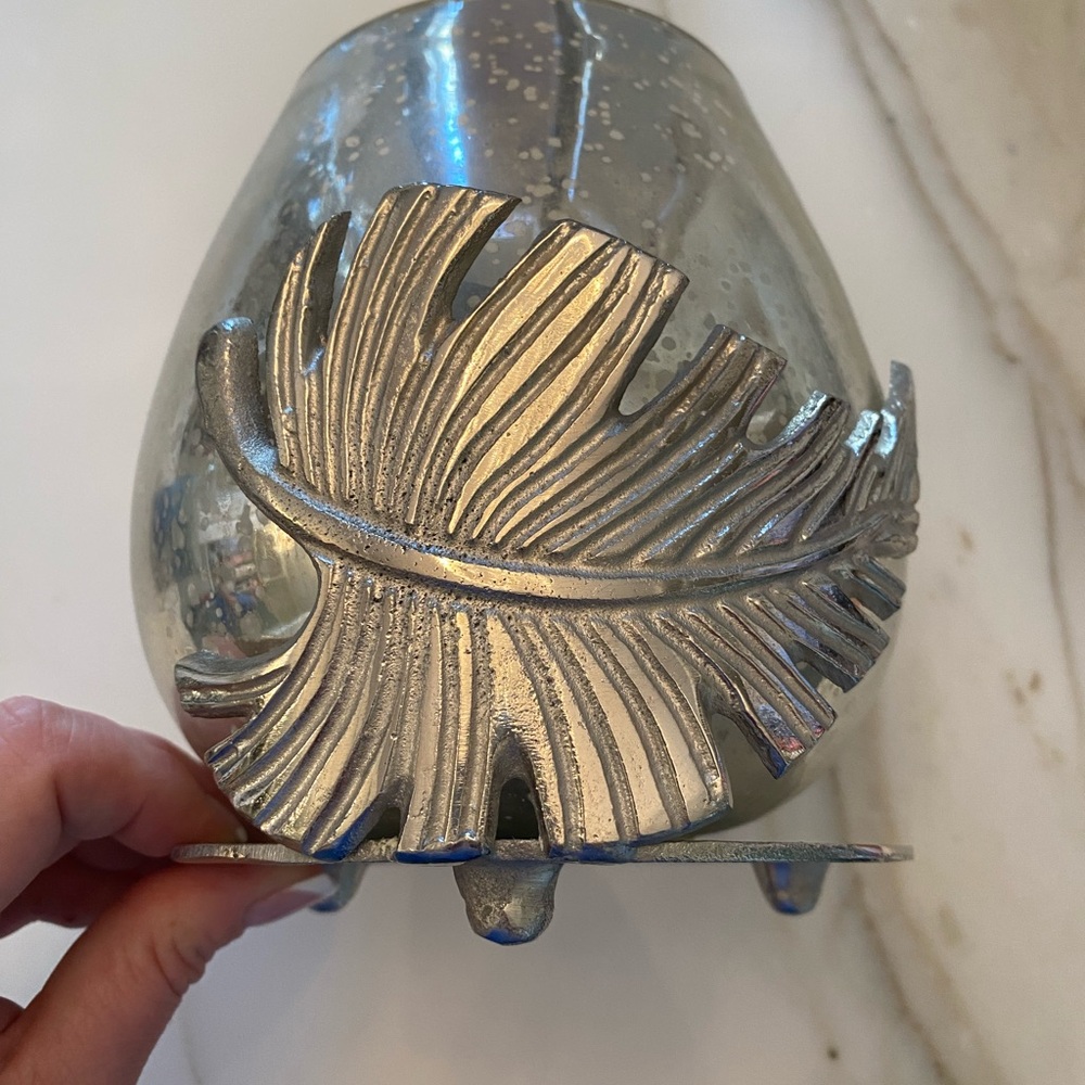 Silver Leaf Candle Holder
